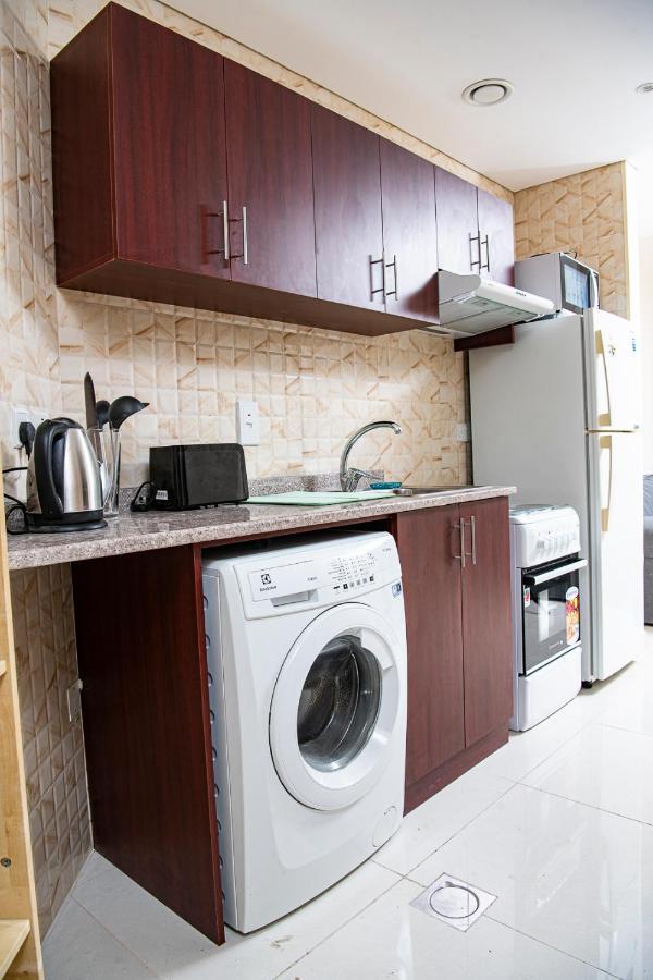 Studio In The Heart Of Sports City -Great View & Amenities! Дубай Екстер'єр фото