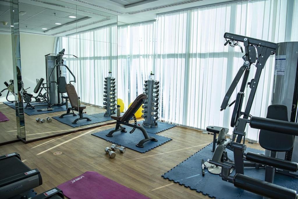 Studio In The Heart Of Sports City -Great View & Amenities! Дубай Екстер'єр фото